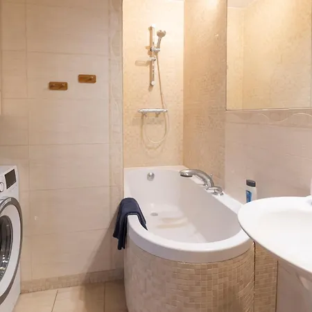 W Centrum 50m2 - 6 People, 3 아파트 *